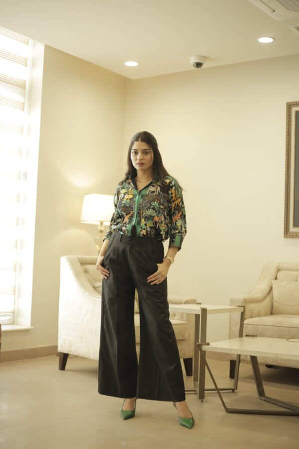 Black Pants - Image 3